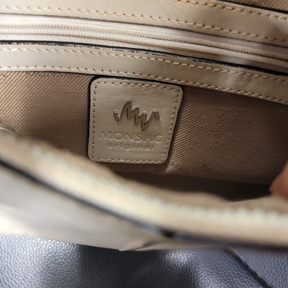 Monsac Cream Shoulder Bag With Dustbag - Picture 2 of 11